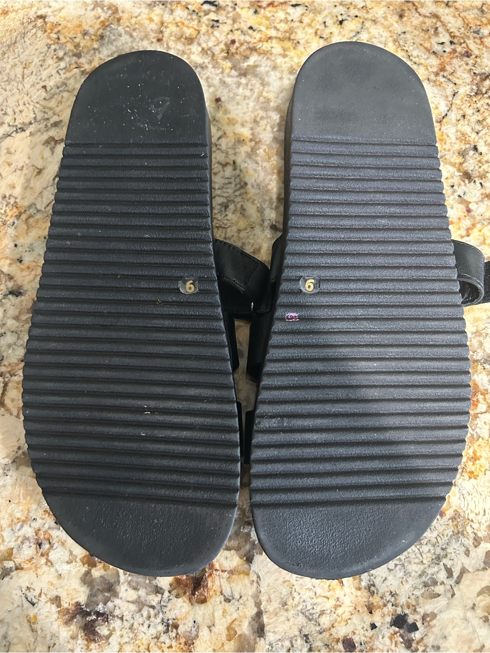 Steve Madden Black Women's Mayven Slide Sandals - Picture 4 of 4